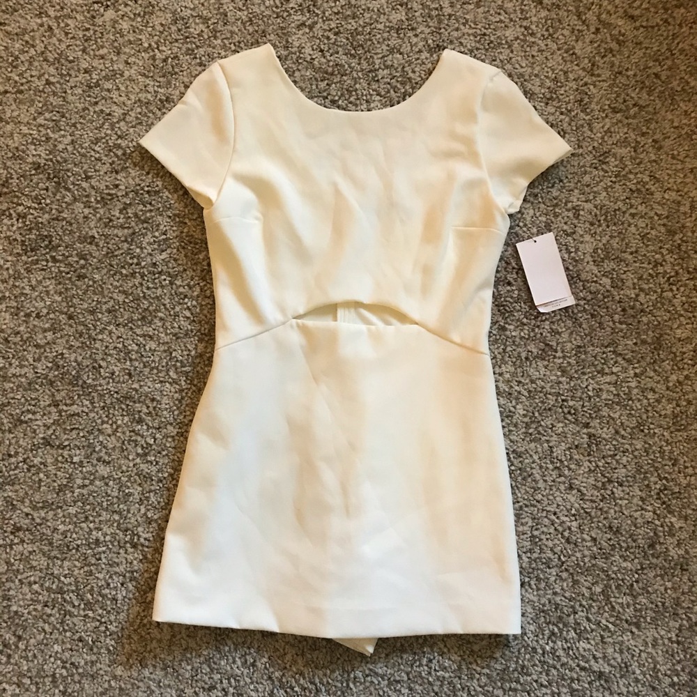 Mini Romper skort detail